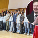 Estudiantes valencianos participan en el reto de Elon Musk con una máquina autónoma de 1.500 kg y 60 kW de potencia y que no es un coche eléctrico