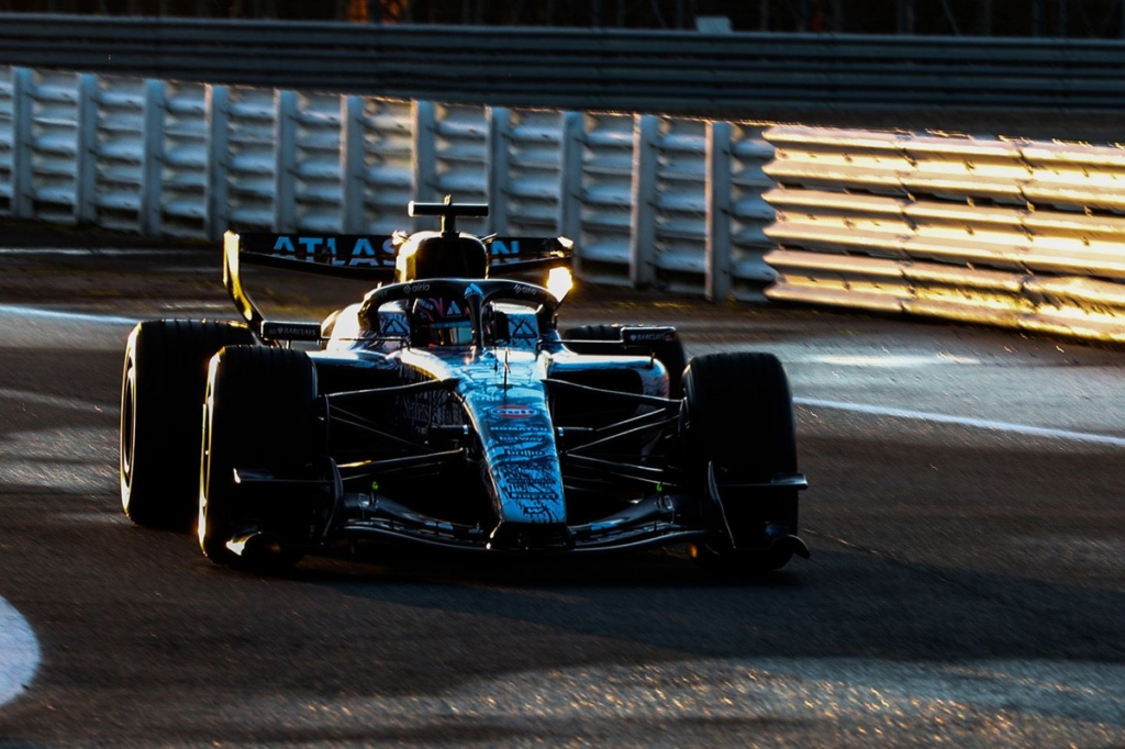 ¡Williams sorprende y sale a pista con el FW48 de 2026 #F1 #FVDigital