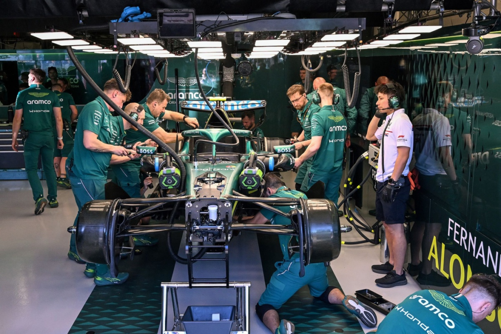 Aston tomó la “decisión consciente” de dejar los motores Mercedes, dice Wolff #F1 #FVDigital