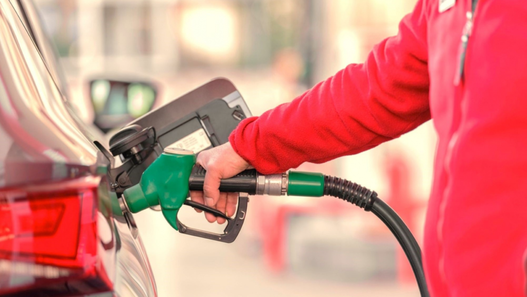 22 céntimos menos en la gasolina: el plan urgente que llega al Gobierno