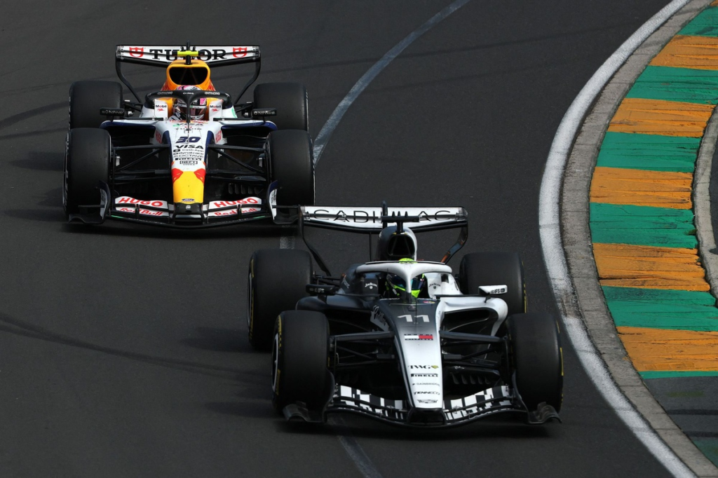 Lawson denuncia que un resentido Pérez luchó contra él “como por el título” #F1 #FVDigital