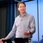 Ola Källenius, CEO de Mercedes, critica a la UE porque teme un posible "colapso del mercado europeo"