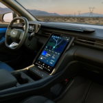 Ya era bueno, pero ahora es mejor: apenas un año después de salir a la venta, Ford actualiza su mejor coche eléctrico