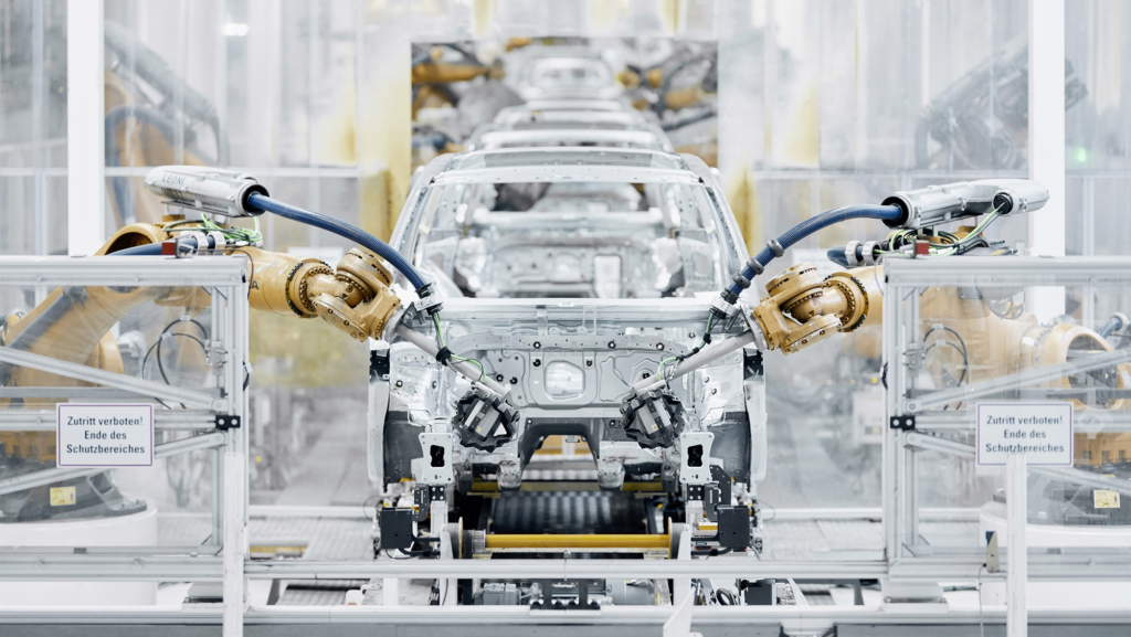 Europa sigue en caída libre: más del 30% de pérdidas en exportaciones a China para la industria automovilística