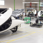 Apuesta por la energía solar y ya tiene 5.500.000 € más para terminar las pruebas con este coche eléctrico antes de producirlo