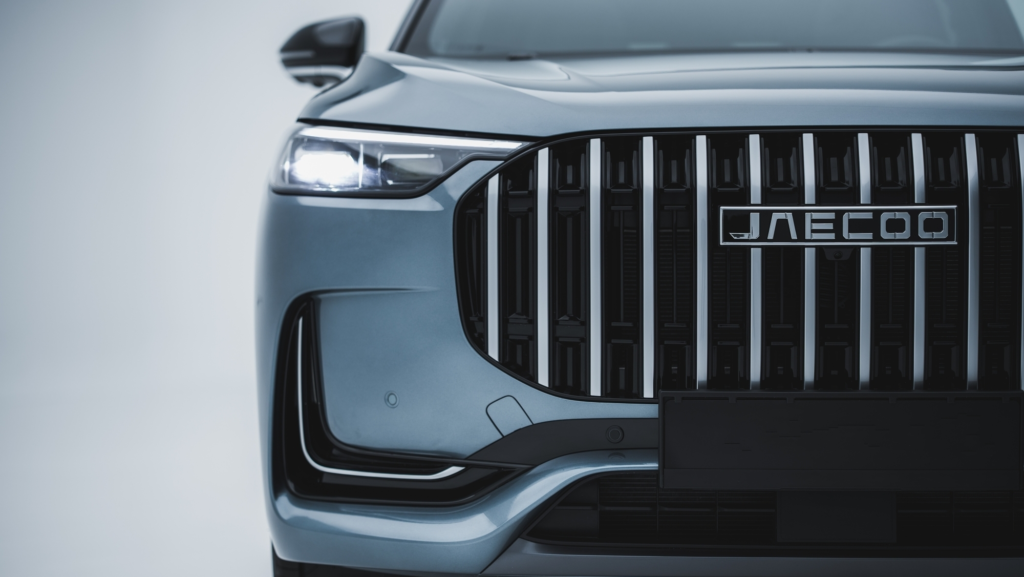 Por 54.900 € este nuevo SUV híbrido de JAECOO ofrece 134 km de autonomía eléctrica y un consumo medio de 2,1 litros