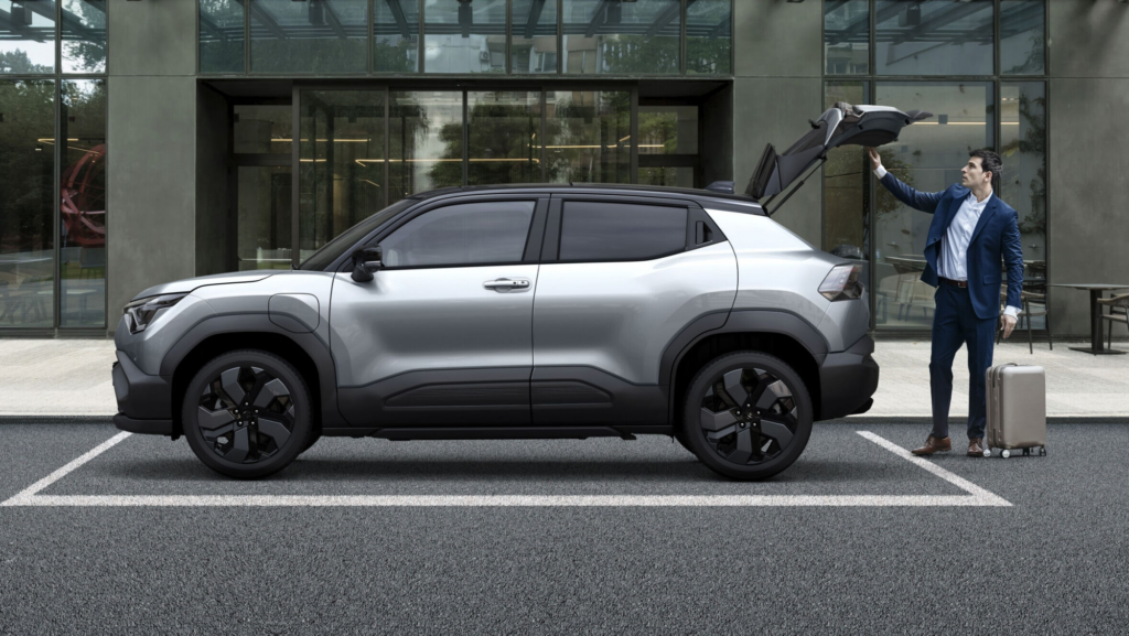 Desde 28.675 €: Suzuki pone precio a su primer coche eléctrico y esta es su estrategia de lanzamiento