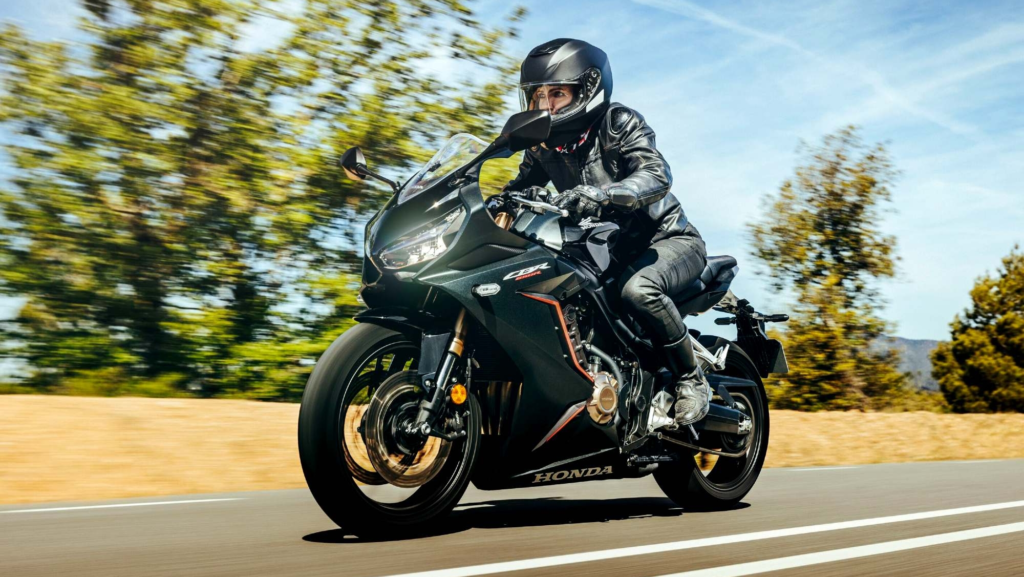 1 de cada 4 de los fallecidos en carretera eran motoristas: la DGT pelea contra una de sus mayores preocupaciones con estas nuevas normas