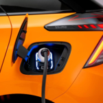 Los coches eléctricos se disparan en Europa: crecen un 20% mientras el mercado se estanca