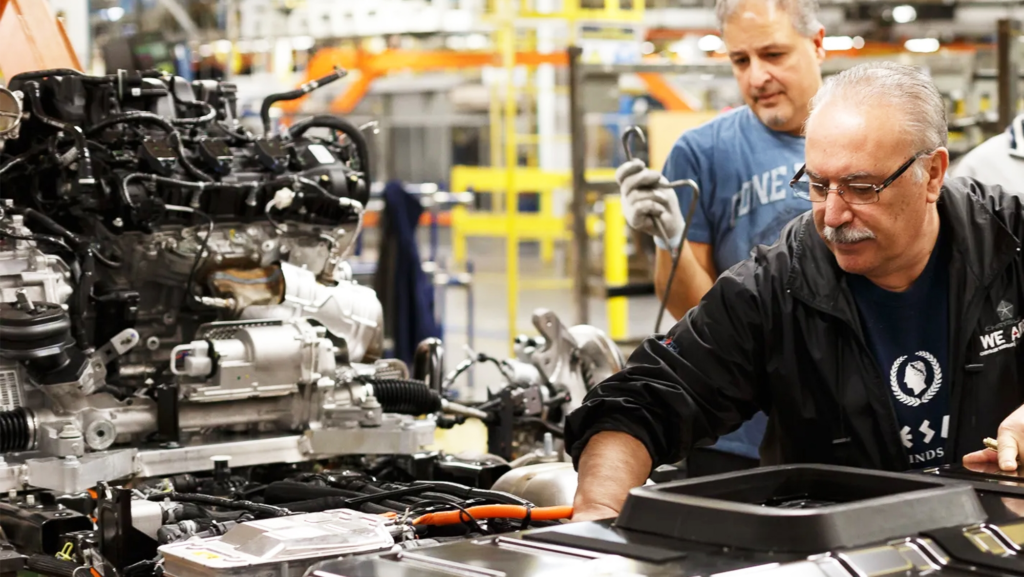 A Europa le ha costado entenderlo, pero ha terminando aprendiendo 'por las malas' lo difícil que es competir en producción de baterías con China