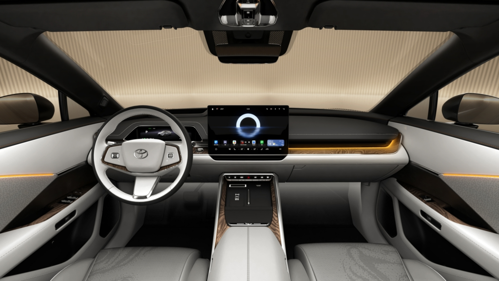 3.100 unidades vendidas en su primera hora: Toyota alcanza el éxito con su nuevo coche eléctrico de 710 km y 18.500 €