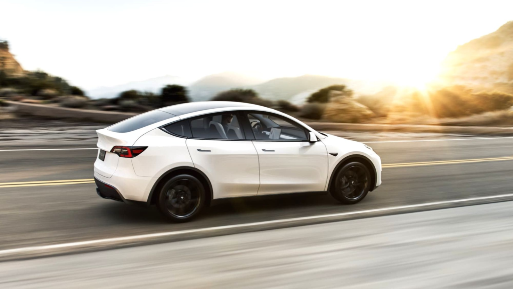 ¿Es culpa de Elon Musk? Tesla firma un récord negativo tras fabricar más de 408.000 coches eléctricos y entregar solo 358.000