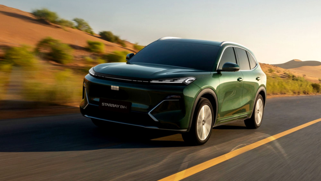 "Es totalmente erróneo, la normativa no es el problema", asegura el CEO de T&E, que sitúa a Europa a 'solo' 3 años de China en ventas de coches eléctricos