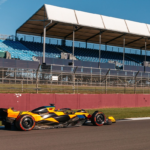 El campeón de F2 da un paso más en su aprendizaje en F1 con McLaren #F1 #FVDigital