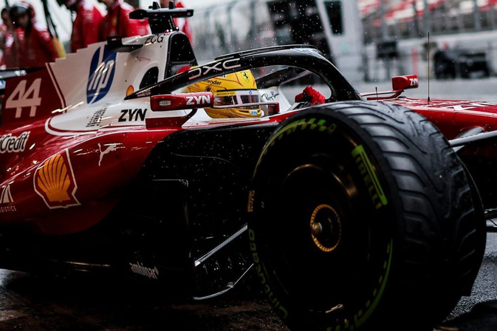 La sorpresa en las pruebas sobre mojado de Pirelli con Ferrari es Lewis Hamilton #F1 #FVDigital