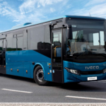El transporte pesado acelera la descarbonización: 54 nuevos autobuses híbridos de IVECO BUS llegan a España