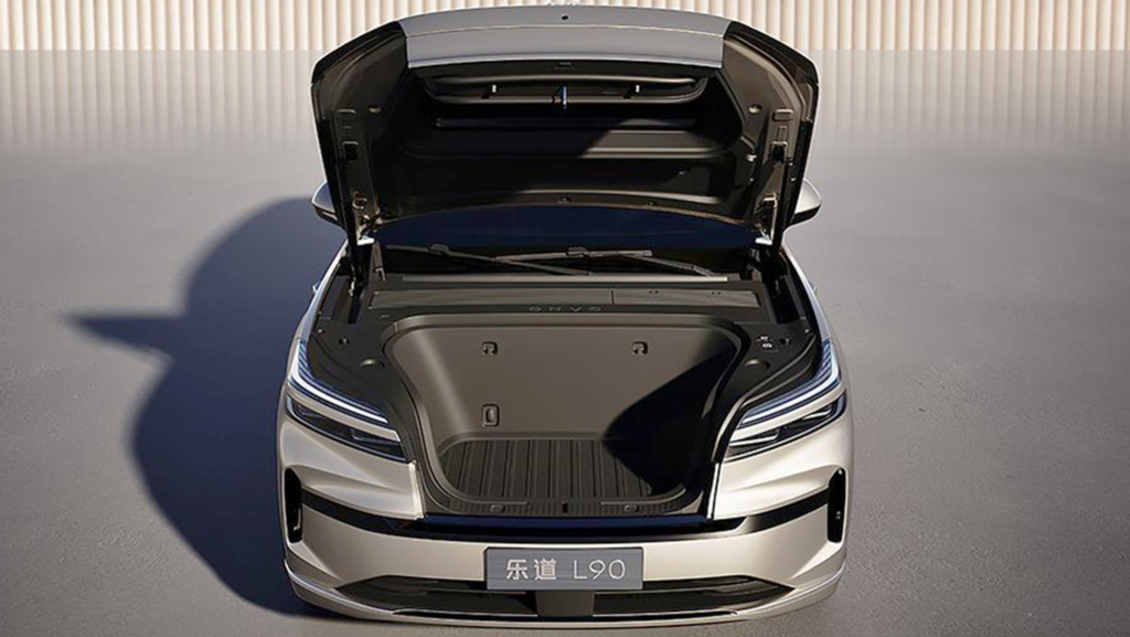 Con 7 plazas y 605 km de autonomía, este SUV eléctrico chino firma 50.000 entregas en tiempo récord