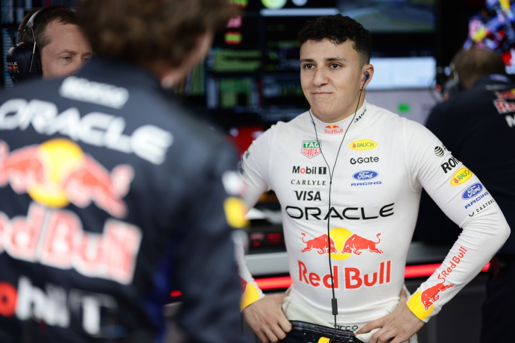 Hadjar sorprende a Red Bull: “Ha tenido el ritmo desde el primer momento” #F1 #FVDigital