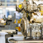 Repsol se saca de la manga un motor híbrido ultra eficiente alimentado por gasolina 100 % renovable y que consume 3,3 l/100 km