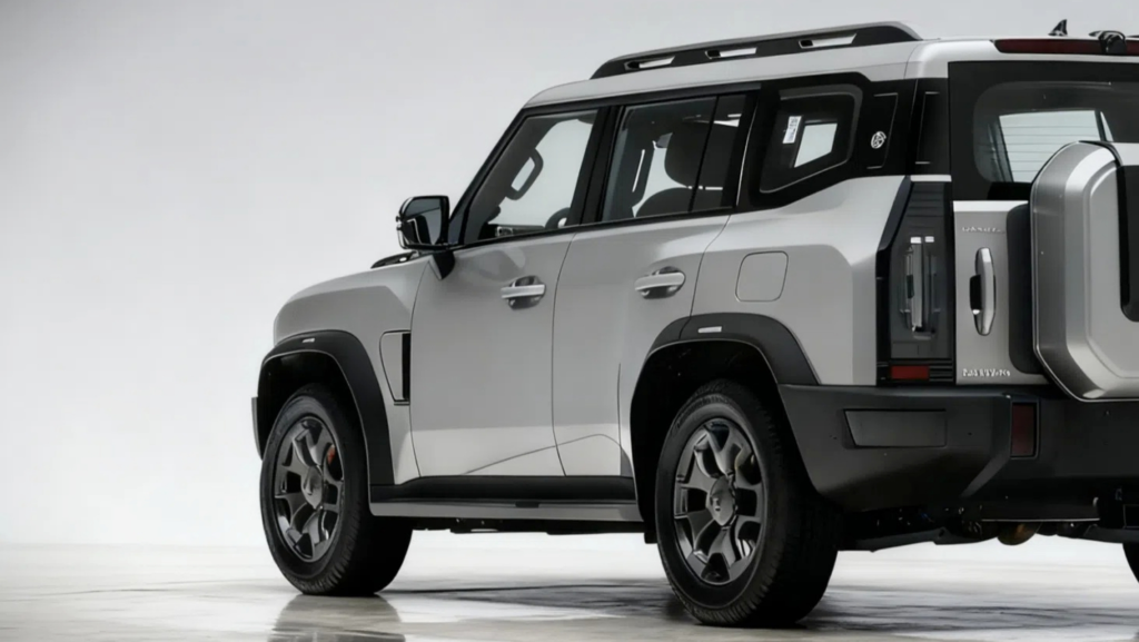 Los dueños de OMODA y JAECOO lanzan su propio Defender híbrido con 1.300 km de autonomía por 23.800 €