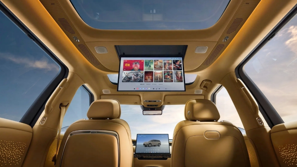 Los socios chinos de Volkswagen enseñan el interior de su propio Range Rover de 1.000 km que costará menos de 50.000 €