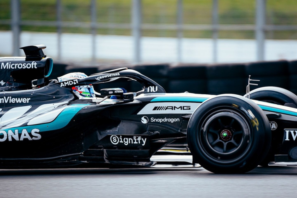 Así ha sido el regreso de la F1 al Nürburgring en el test de Pirelli #F1 #FVDigital