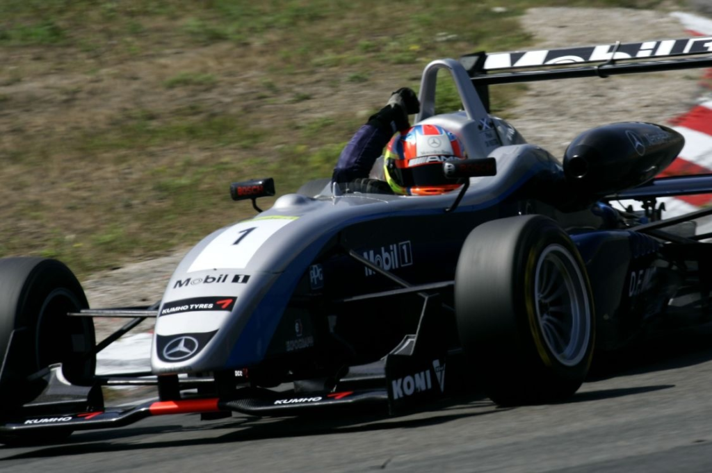 Cuando Paul Di Resta venció a Sebastian Vettel por el título de F3 #F1 #FVDigital