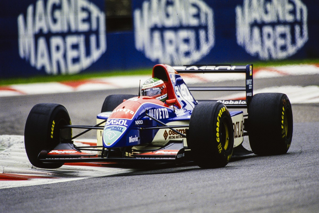 La increíble historia del piloto de F1 cuya carrera duró 800 metros #F1 #FVDigital