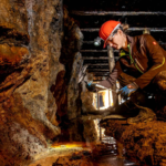 "Son herramientas geopolíticas; el que tiene el control, tiene la sartén por el mango": España pone 182.000.000 € para explorar 7 proyectos de extracción de tierras raras