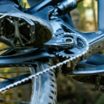 Los mejores pedales para bicicletas eléctricas de montaña son planos y esta popular marca lanza dos nuevos modelos