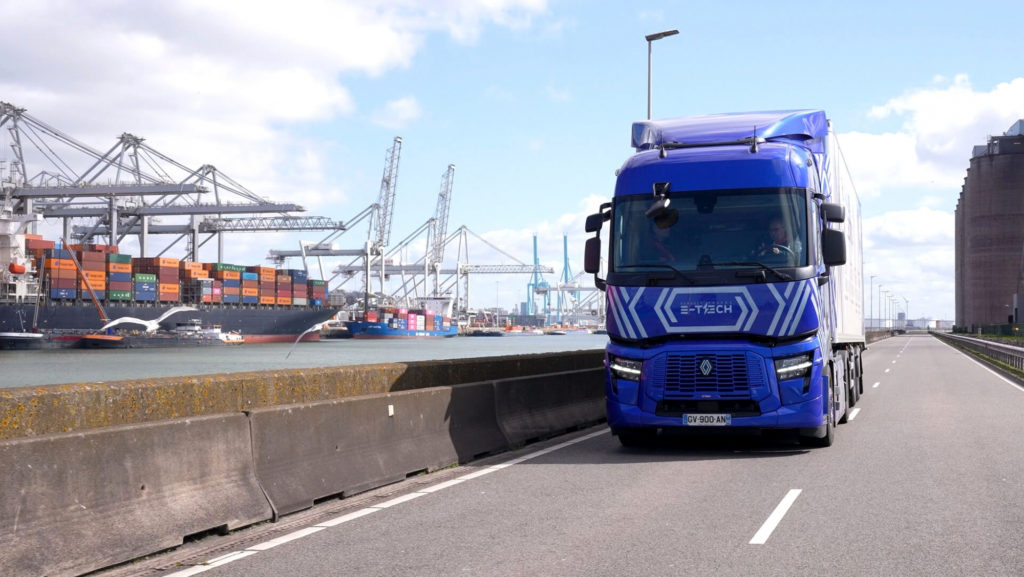 Un camión eléctrico de Renault recorrió 22.000 km por Europa y llegó hasta el Círculo Polar Ártico con temperaturas de hasta -20 ºC