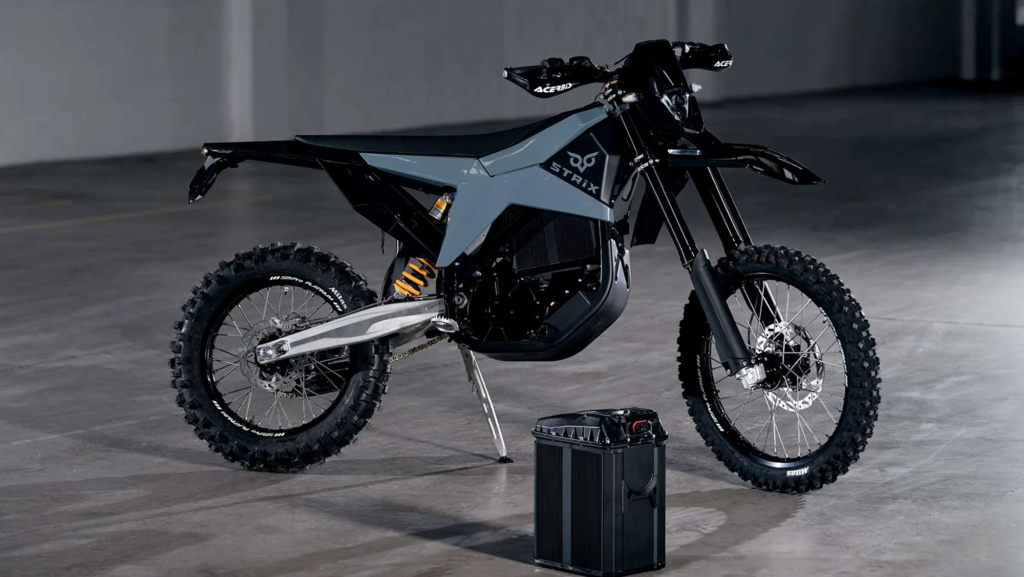 Este fabricante esloveno no ha podido venderle su moto eléctrica de grado militar al ejército, así que ahora la puede comprar 'la gente normal'