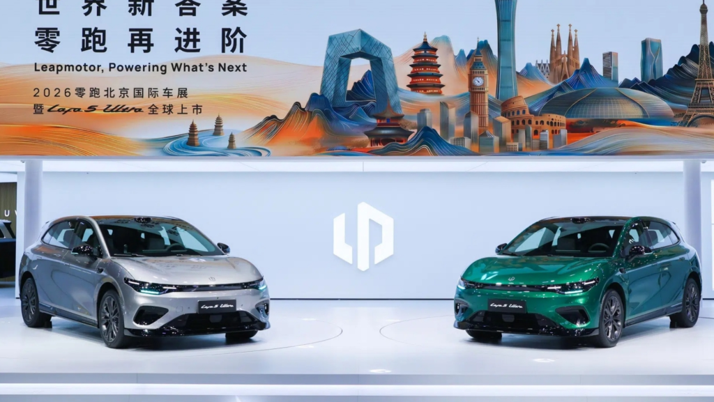 241 CV y 600 km de autonomía por 15.500 €: la marca china de Stellantis presenta el mejor rival del Golf GTI