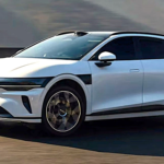 880 km de autonomía y recarga en 10 minutos: este familiar de Volvo llega a España en semanas