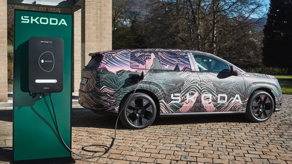 El buque insignia de Skoda que no utiliza gasolina anuncia 300 CV, más de 600 km de autonomía, y un completo equipamiento