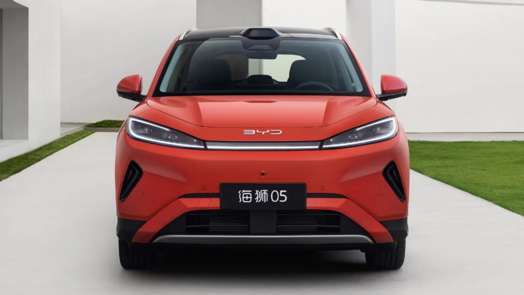 2.105 km de autonomía, 650 litros de maletero y solo cuesta 12.200 €: lo nuevo de BYD que llegará a España en 2027