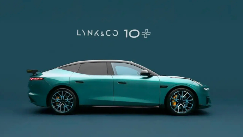 912 CV y 816 km de autonomía por 26.300 €: el nuevo coche eléctrico de Lynk & Co pone en aprietos al BMW M5