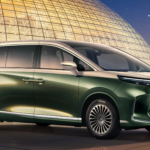 8.000 pedidos en 48 horas: este monovolumen híbrido de 27.500 € revoluciona el mercado con sus 1.200 km de autonomía