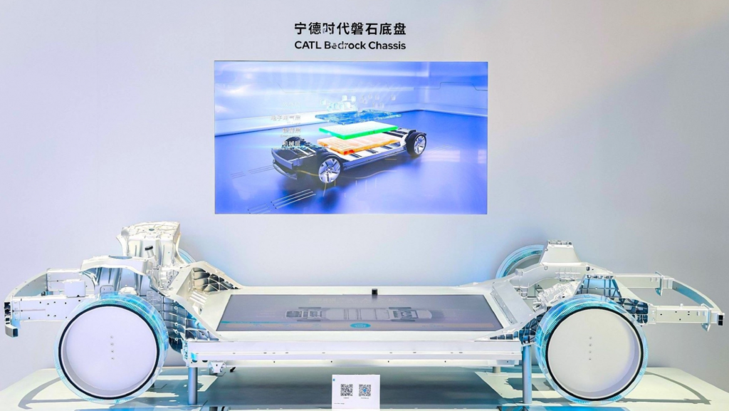 Más de 1.000 km de autonomía y no es BYD: domina el 48% de las baterías y ahora fabricará eléctricos revolucionarios