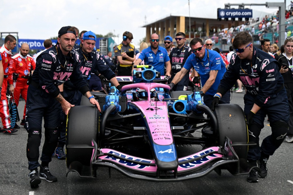 El equipo Alpine nota su crecimiento, pero teme una guerra de mejoras en la F1 #F1 #FVDigital