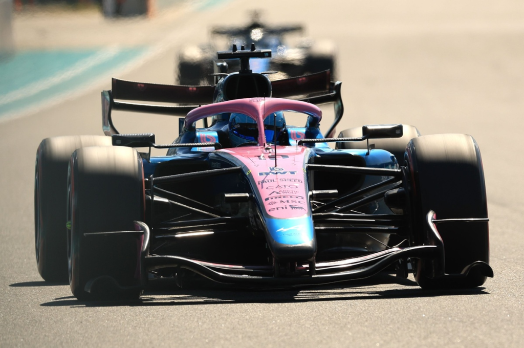 Alpine se echa atrás con su polémico alerón y estrena una solución inspirada en Ferrari #F1 #FVDigital