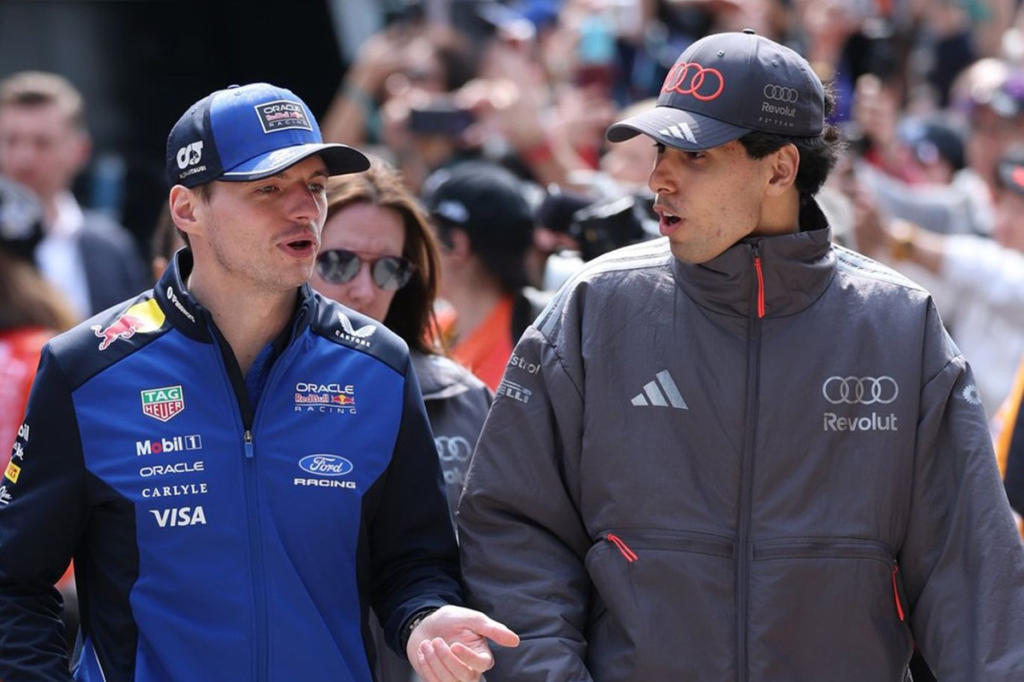 Bortoleto revela el rol de ‘mentor’ de Verstappen: “No me ve como rival” #F1 #FVDigital
