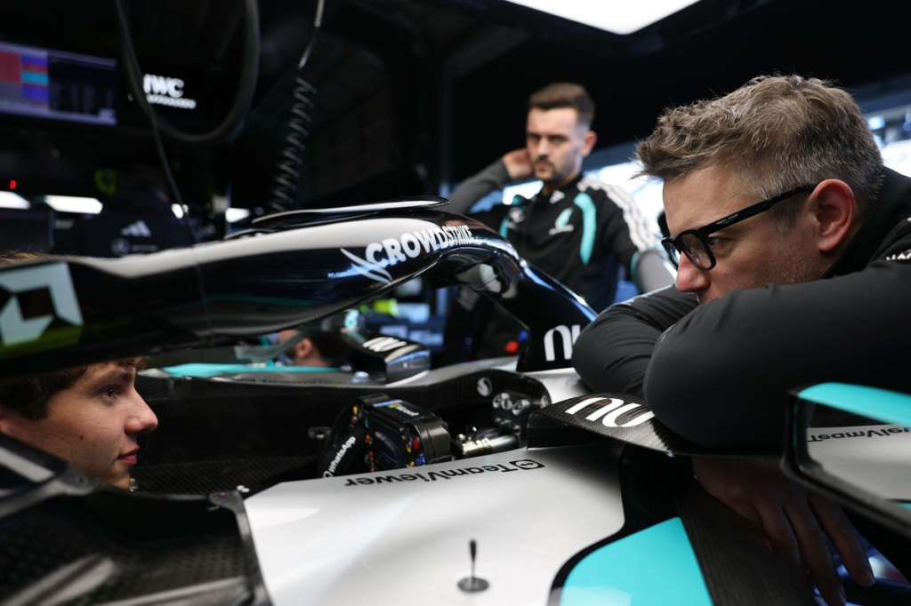 Wolff elogia al gran responsable del paso adelante de Antonelli en Mercedes F1 #F1 #FVDigital