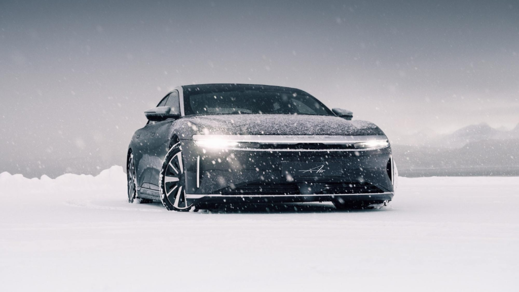 La gran prueba noruega de autonomía para 27 coches eléctricos: los 32 grados bajo cero provocan un pequeño 'caos' en las homologaciones oficiales