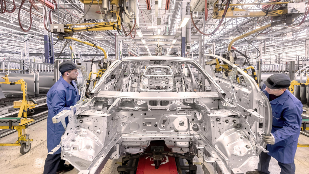 Stellantis lo acaba de confirmar: lanzará un barato y pequeño coche eléctrico siguiendo las normas de la Comisión Europea
