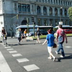 La Unión Europea añade más sistemas obligatorios de asistencia a la conducción en los coches nuevos, destinados a prevenir distracciones y atropellos