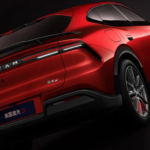 Los nuevos socios chinos de Stellantis presentan su propio Alfa Romeo Stelvio: 637 CV y el tamaño de un Mazda CX-80