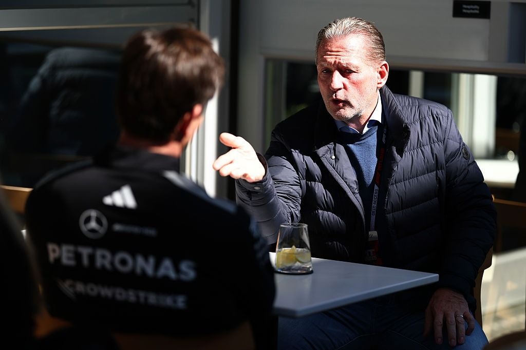 Red Bull asegura que “no hubo ninguna intención” en la reunión de Wolff y Jos Verstappen #F1 #FVDigital
