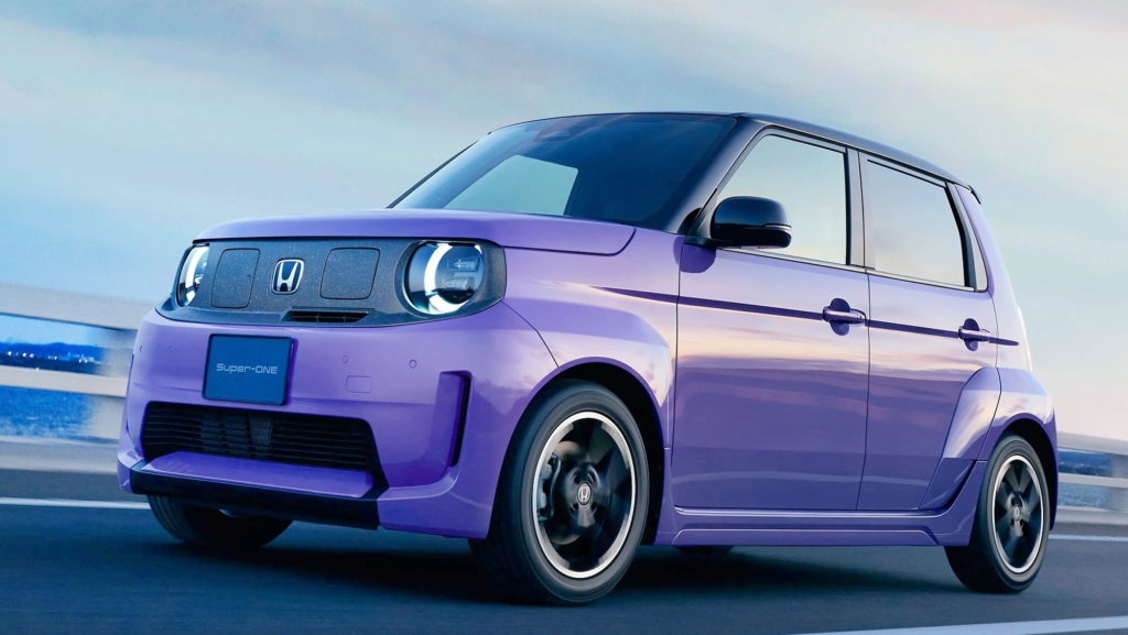 7.000 reservas para el pequeño Honda eléctrico de 93 CV y 274 km de autonomía con el que prometen "diversión al volante"