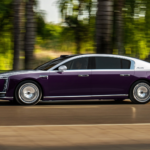 El 'Rolls Royce chino' con tecnología de Huawei es más grande que un Clase S, pero consume menos que un Toyota y cuesta 202.750 €